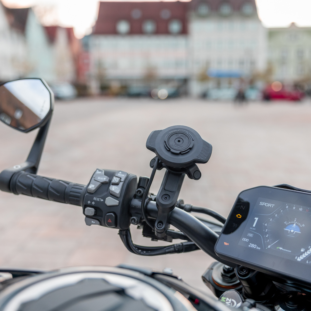 Quad Lock Waterproof Wireless Charging Head